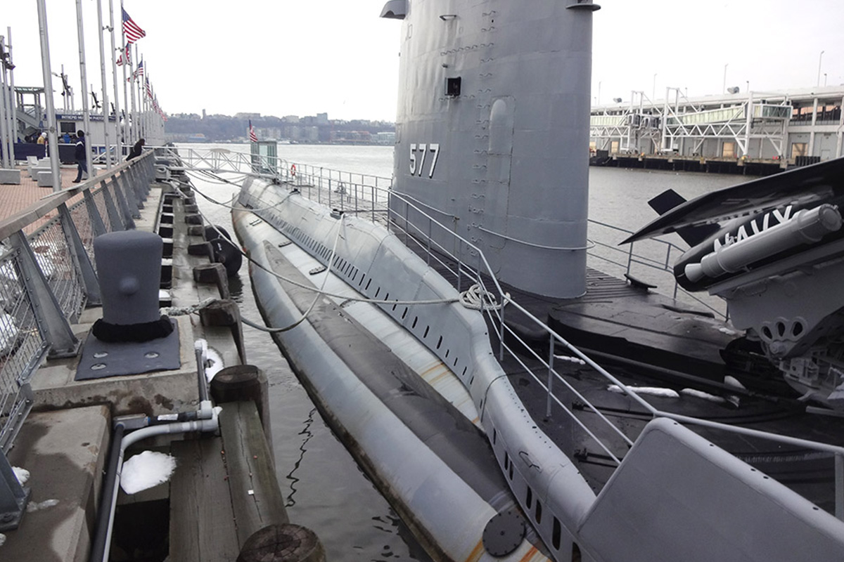 イントレピッド海上航空宇宙博物館の潜水艦